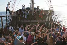 Excursion barco pirata en Puerto Vallarta